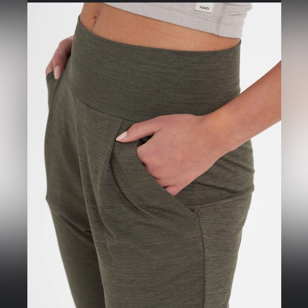 Vuori Lux Harem Jogger View 5